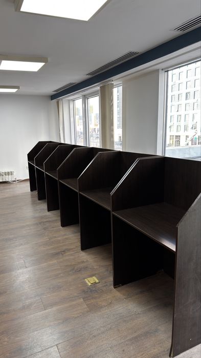 Продам столы для отдела продаж