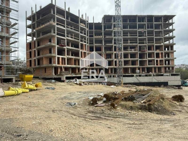 Двустаен ексклузивен апартамент за продажба, в новострояща се сграда Ф