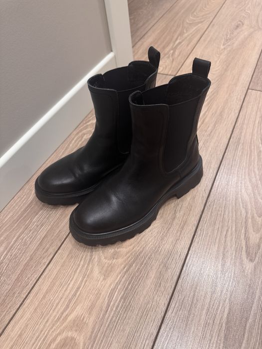 Женские сапоги, демисезон 37 р, челси