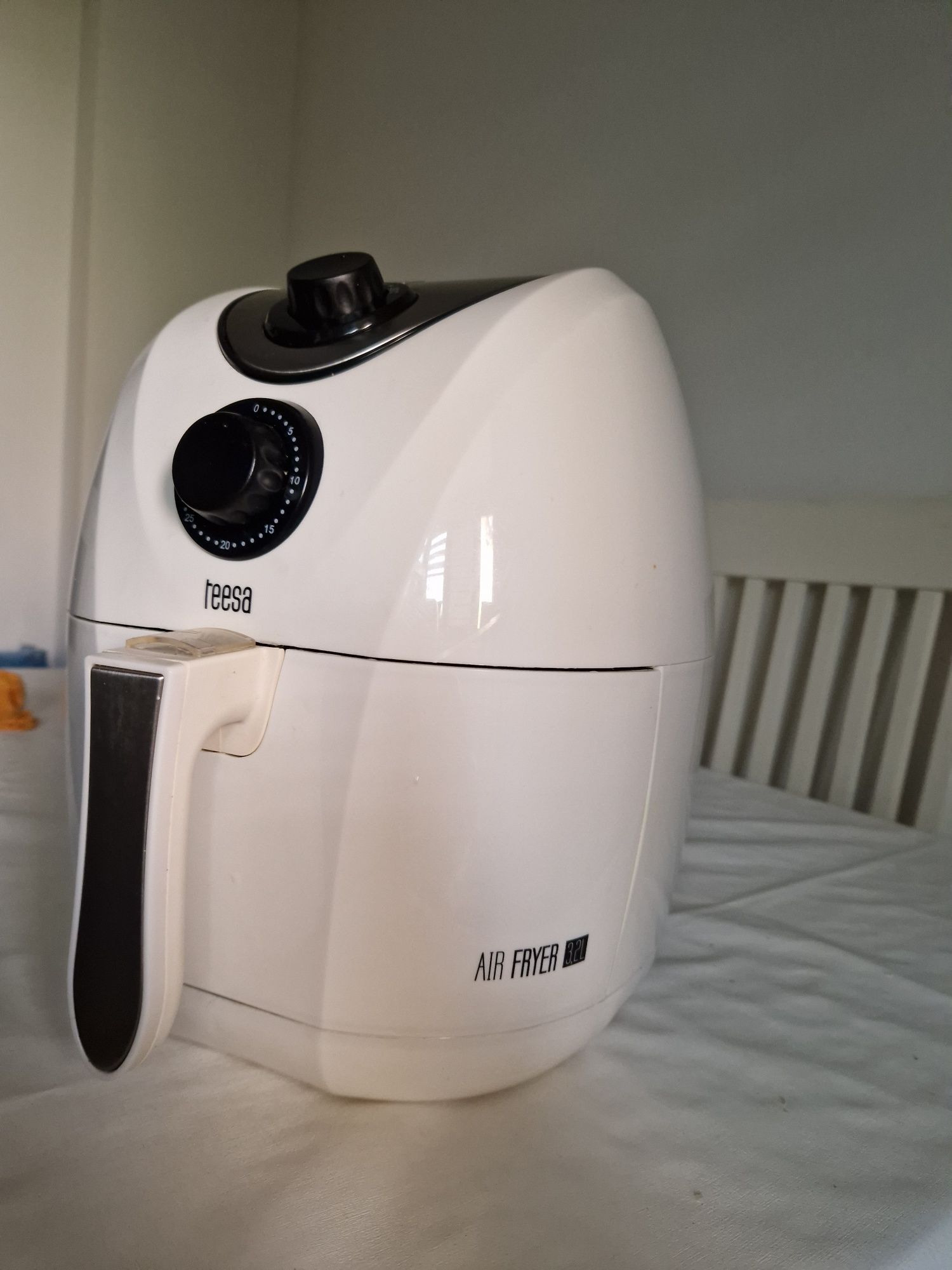 Air fryer, aparat de gatit cu aer cald