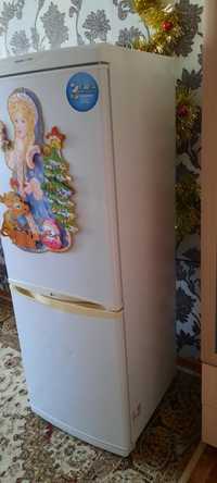 Продам Холодильник в не рабочем состоянии.