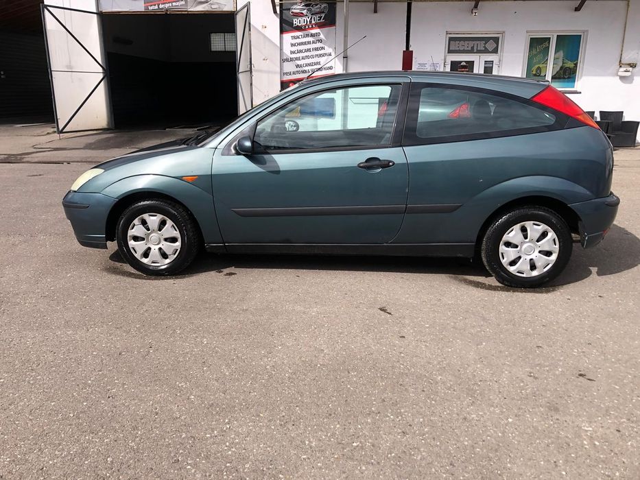 Ford Focus 1.6 benzina