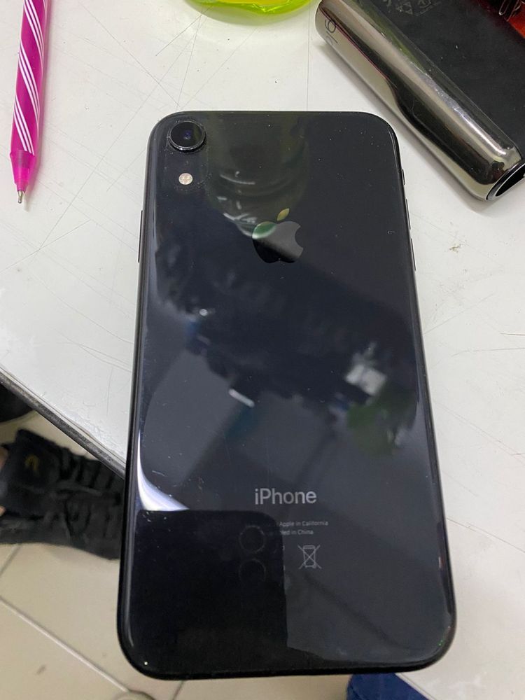 Iphone Xr 64 продается