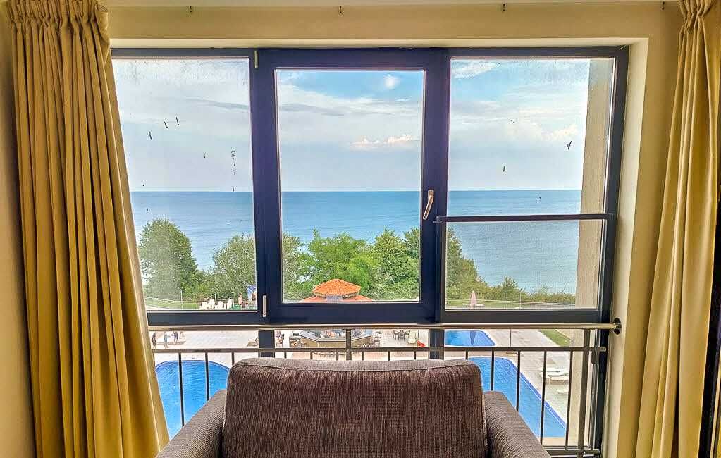 Продава се Двустаен апартамент в Бяла - 61 кв.м за 1025 €/кв.м - Снимка #5