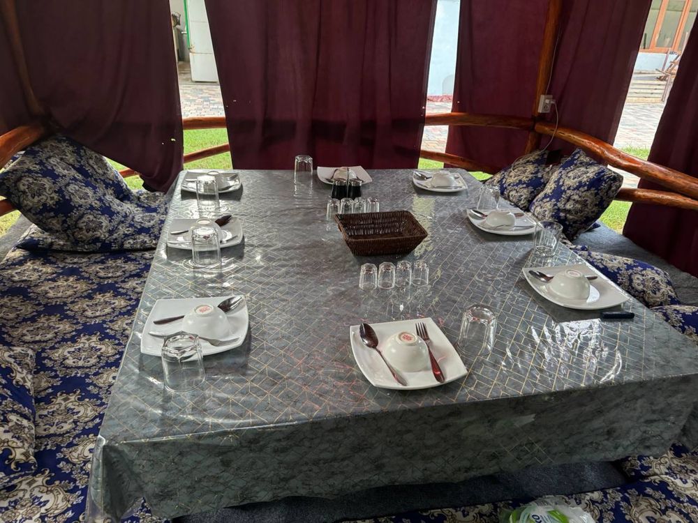 Tayyor kafe sotiladi. Lakatsa zur joyda A 373 trassa buyda