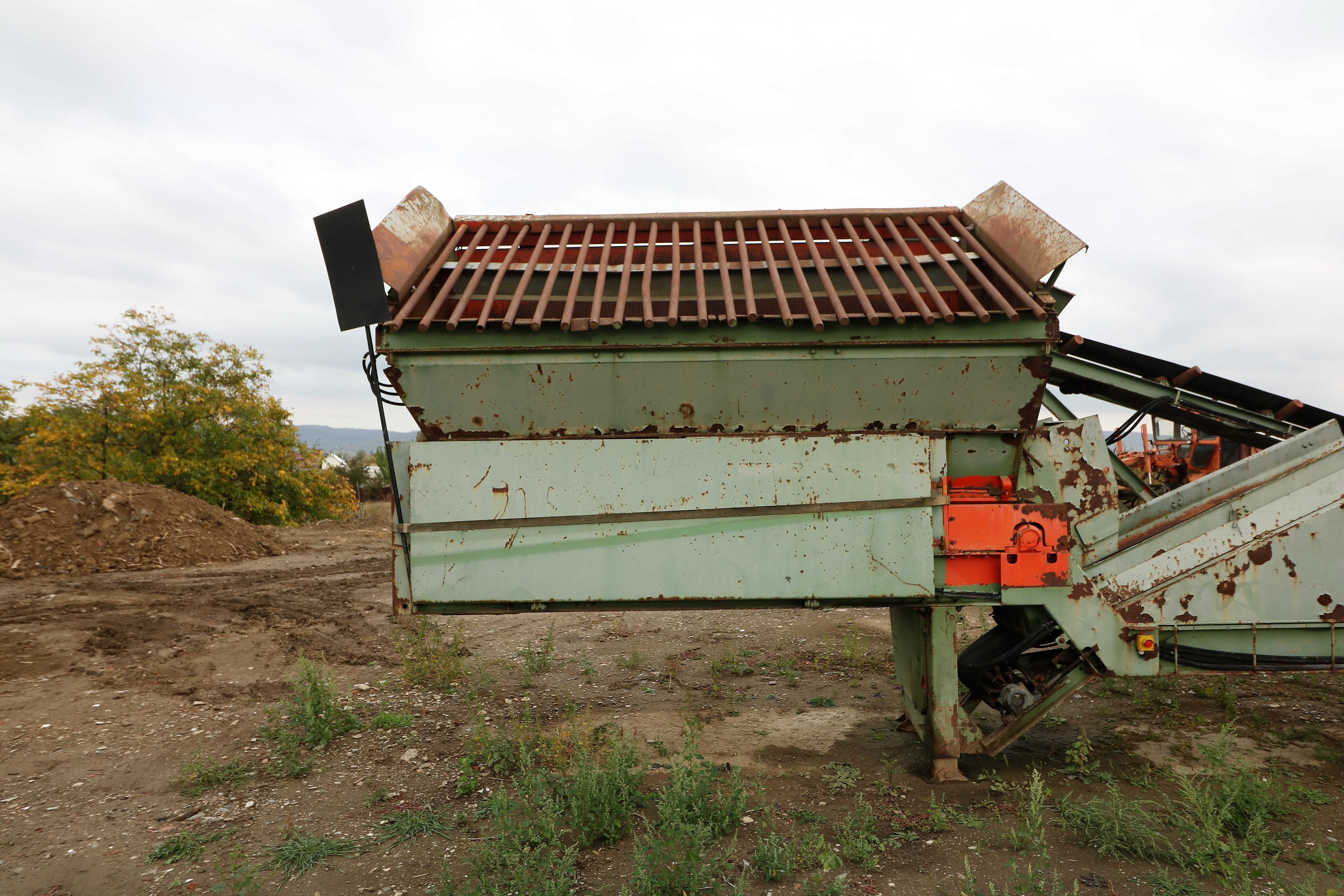 Statie sortare mobila - Complet utilata - Motor diesel - Stare buna