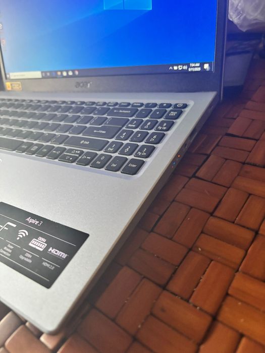 Vand Laptop Acer aspir 3