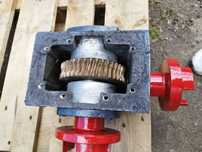 Reductor raport 20/1 bun pt troliu