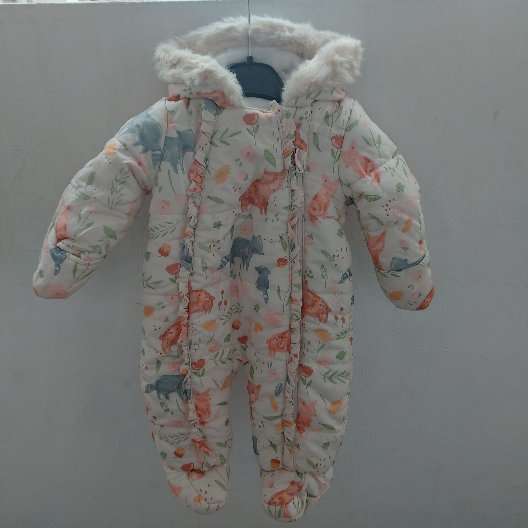 НОВ космонавт George 3-6 м., 6-9 м.
