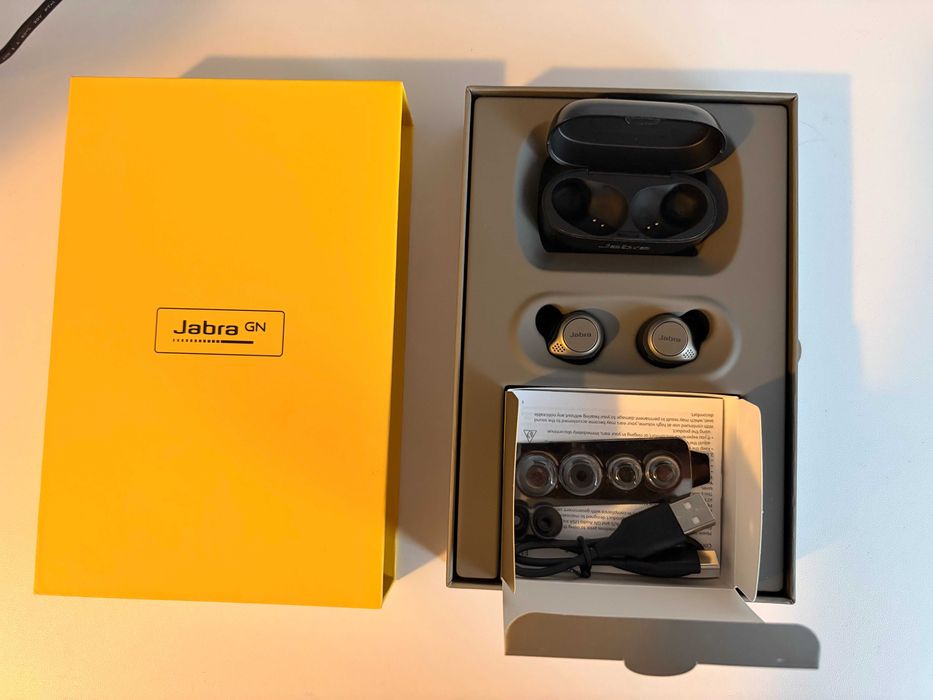 Casca bluetooth stereo Jabra Elite 75t, Negru/Titan, usb C