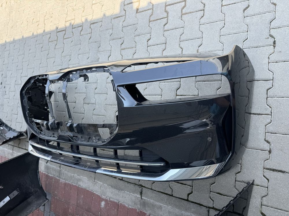 Оригинална предна и задна броня за BMW 740 750 G70