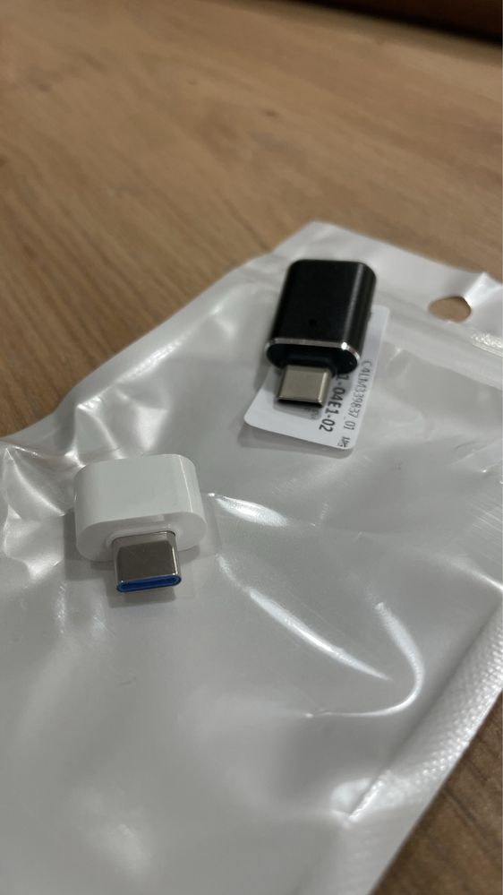 Преходник от Type C към USB