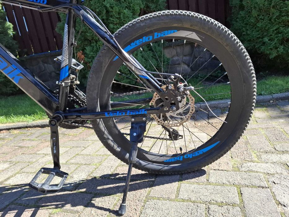 Vând bicicletă Velo baik-650 lei (negociabil)+ CADOU