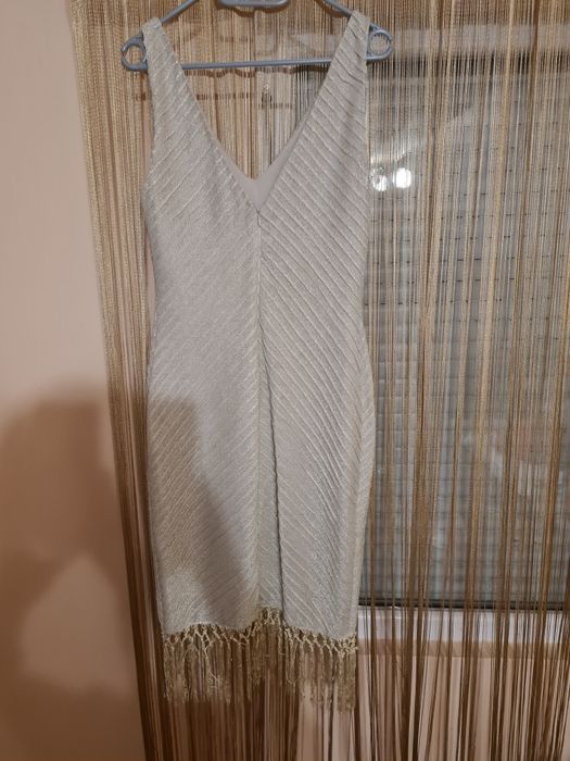 Vând rochiță eleganta