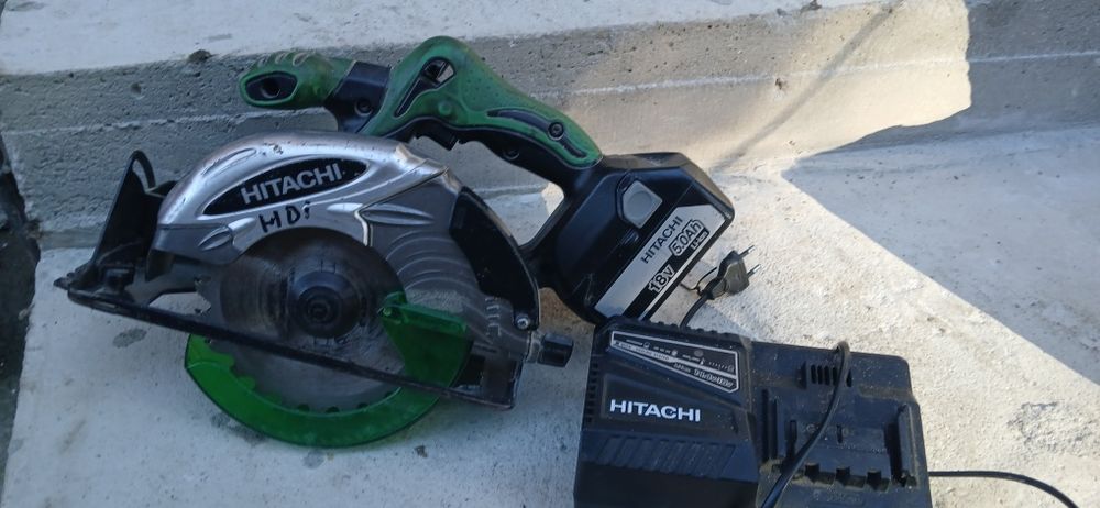 Circular hitaki pe acumulator