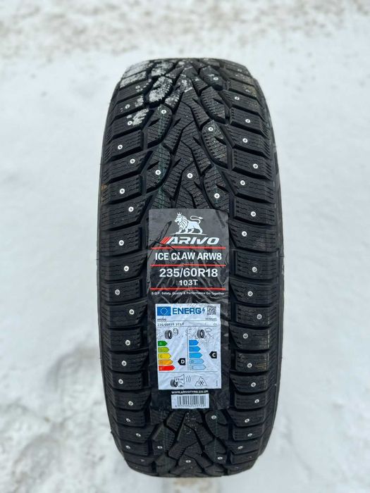 Новые зимние шины с шипами R18