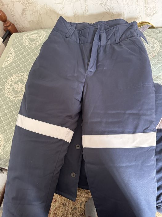 Продам теплую зимнюю спецовку комплект