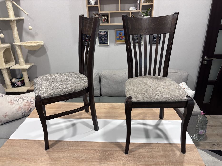 Кухненска маса с 2 стола