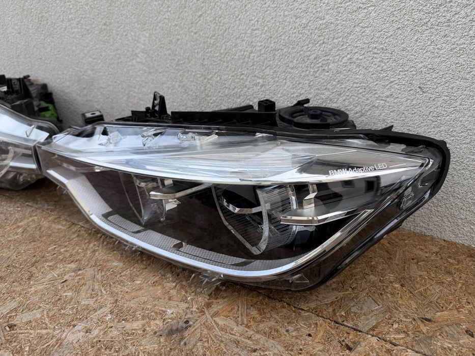 SET Far stanga dreapta BMW Seria3 F30 F31 LCI Facelift Full LED Adapti