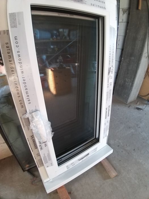 Vand 2 ferestre SALAMANDER 82, Triplex