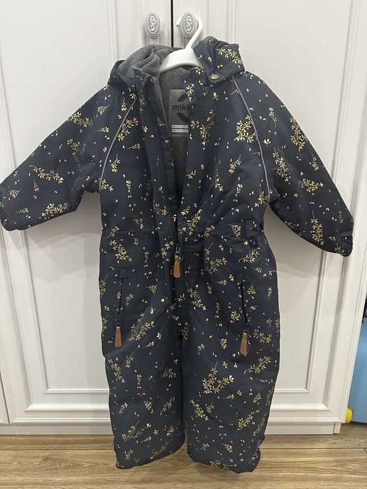 Детски зимен гащеризон(космонавт)