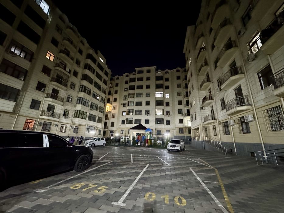 3х комнатная квартира, на 4 этаже. Рудакий.