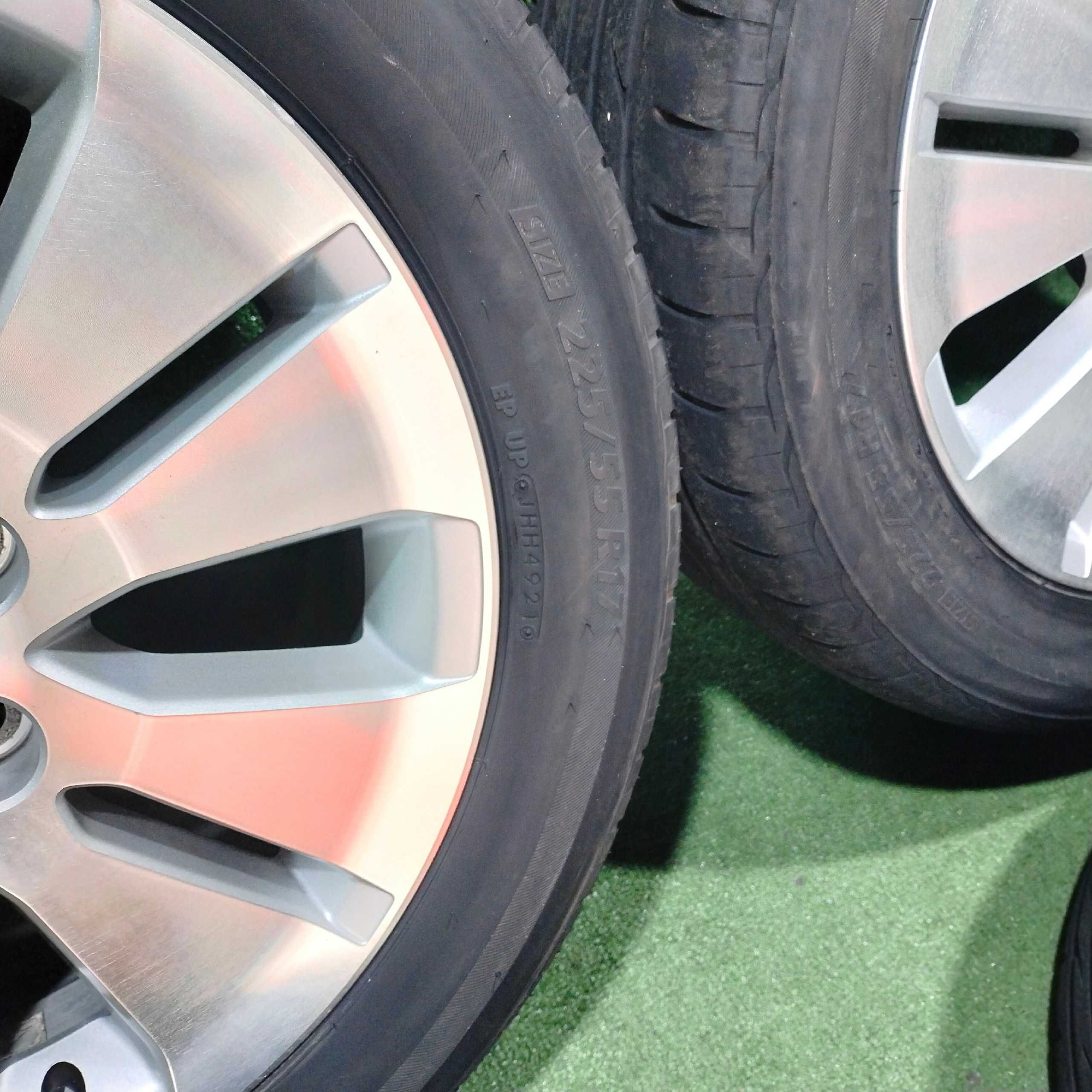 Продам Диск с Шинами Bridgestone nextry 225/55 R17 Toyota 5/114,3