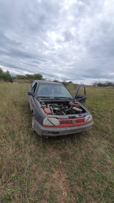 Vând volkswagen golf 3