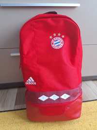 Rucsac FC Bayern Munchen, cumparat de la Allianz Arena