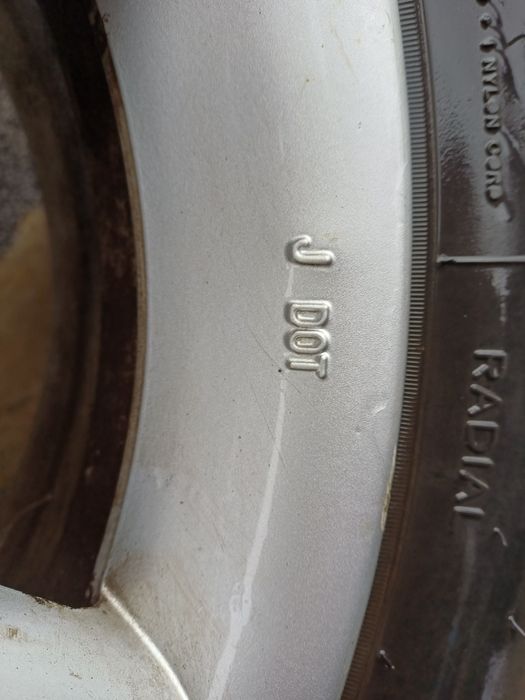 Roti 215 65 16  off-road  cu jante  nissan x-treil