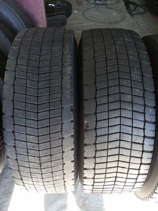 4 Тежкотоварни гуми 305/70R19.5 Continental Hybrid HD3 148/145M 18PR