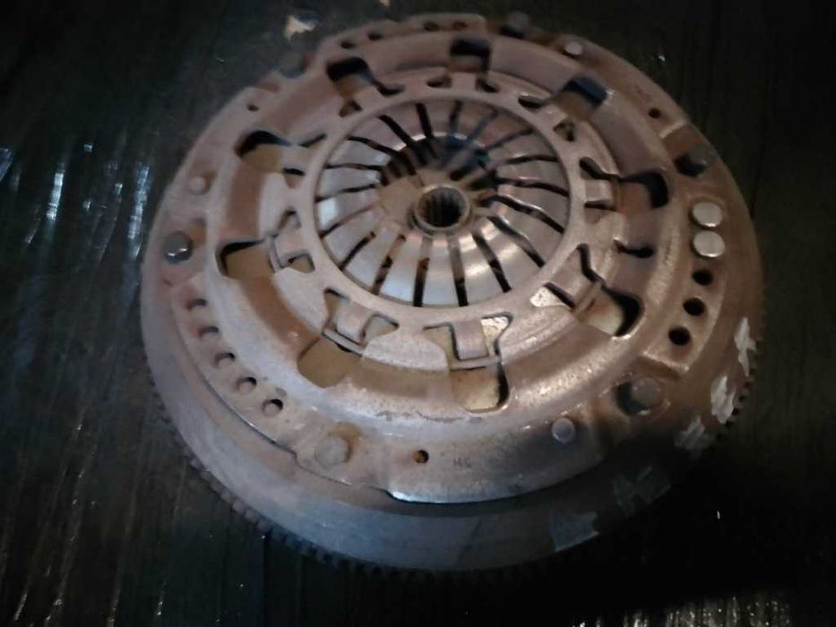 Kit ambreiaj Opel Zafira 1.6 benzina cod A16XER