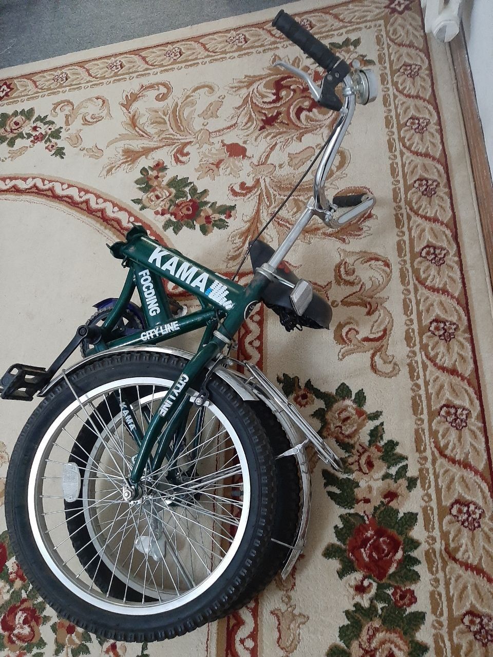 Velosiped Kama sotiladi yangiday turibdi
