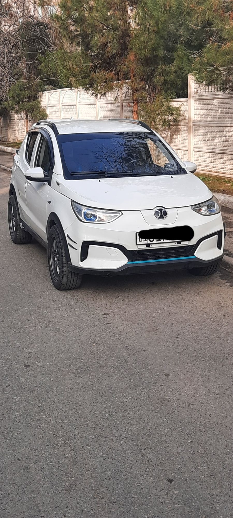 Электромобиль BAIC EС3