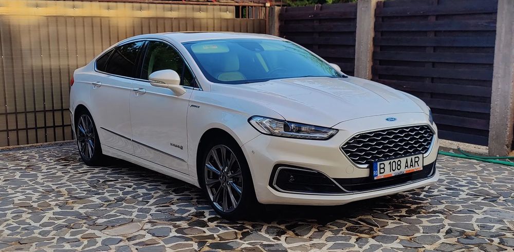 Ford Mondeo Consum 5.7% oras - Full Option - Hybrid cu regenerare