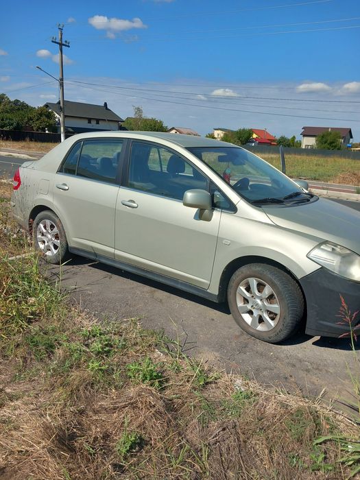 Nissan tiida  de vanzare