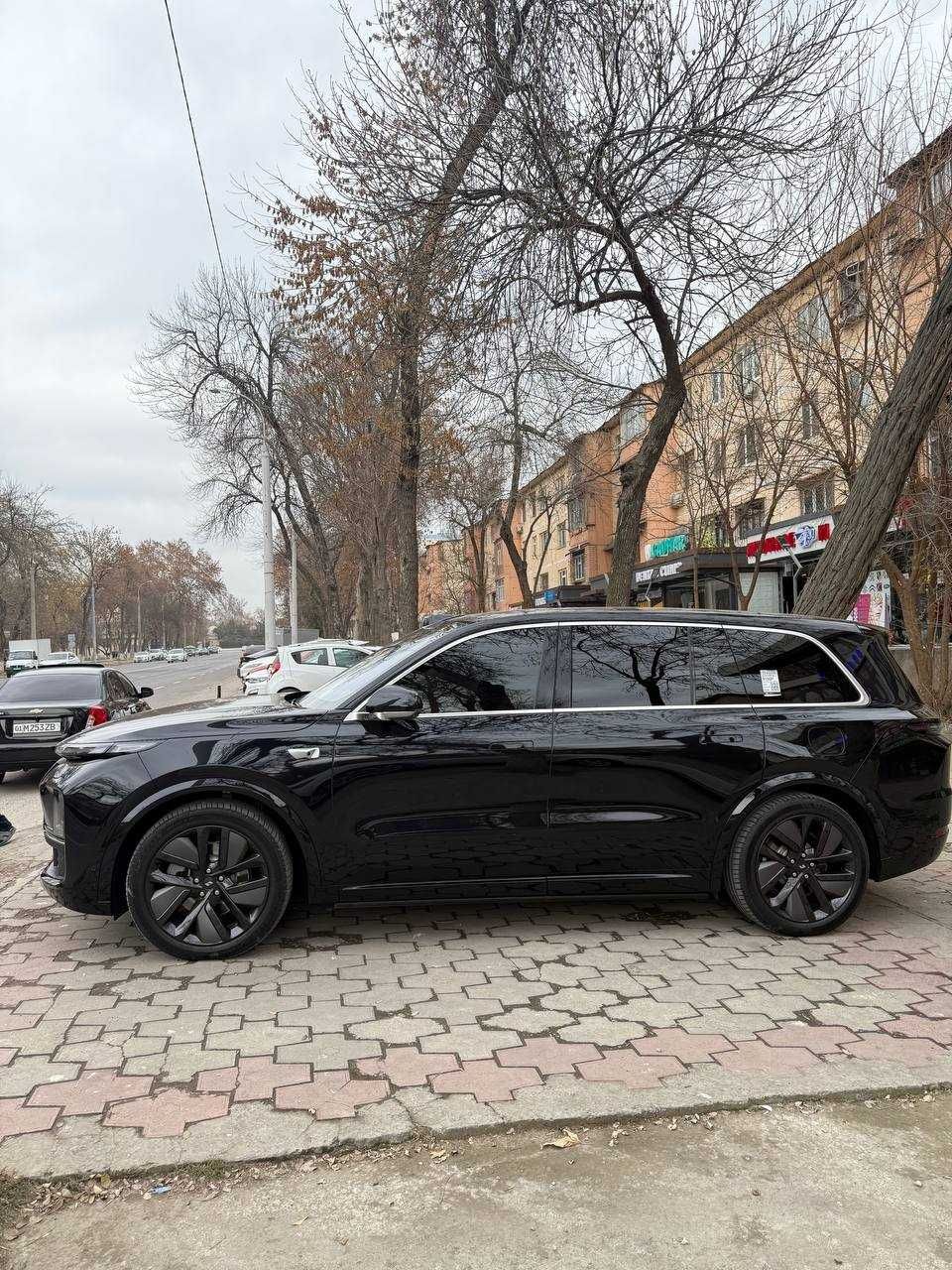 Li L9 Ultra 2025г ! Черный/ Апельсин салон! Без пробега! Чистая!