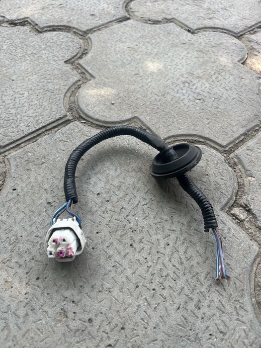 Штеккер для бензонасоса Тойота Камри Королла итд