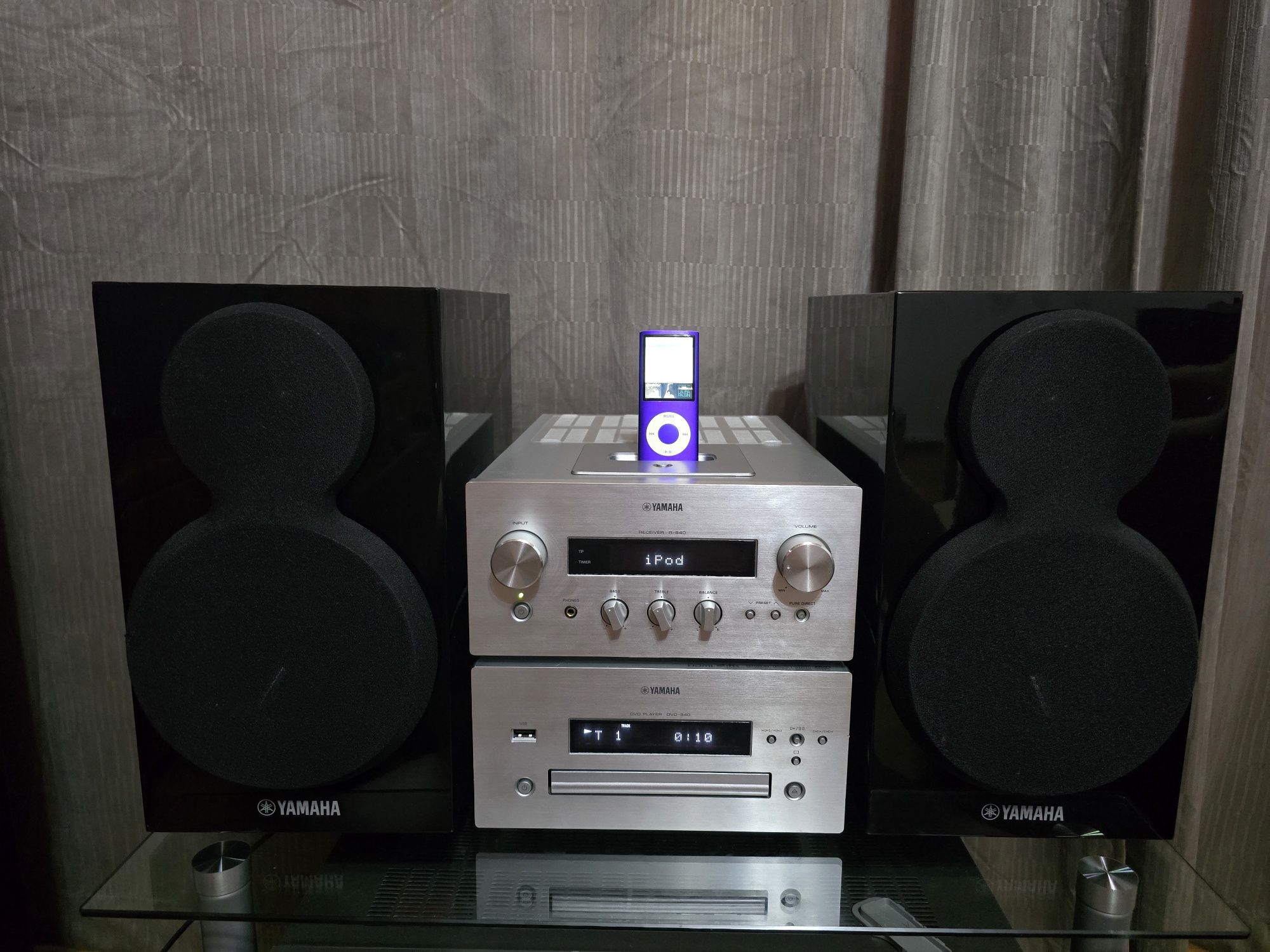Micro sistem Yamaha MCR-840 / Amplificator+DVD