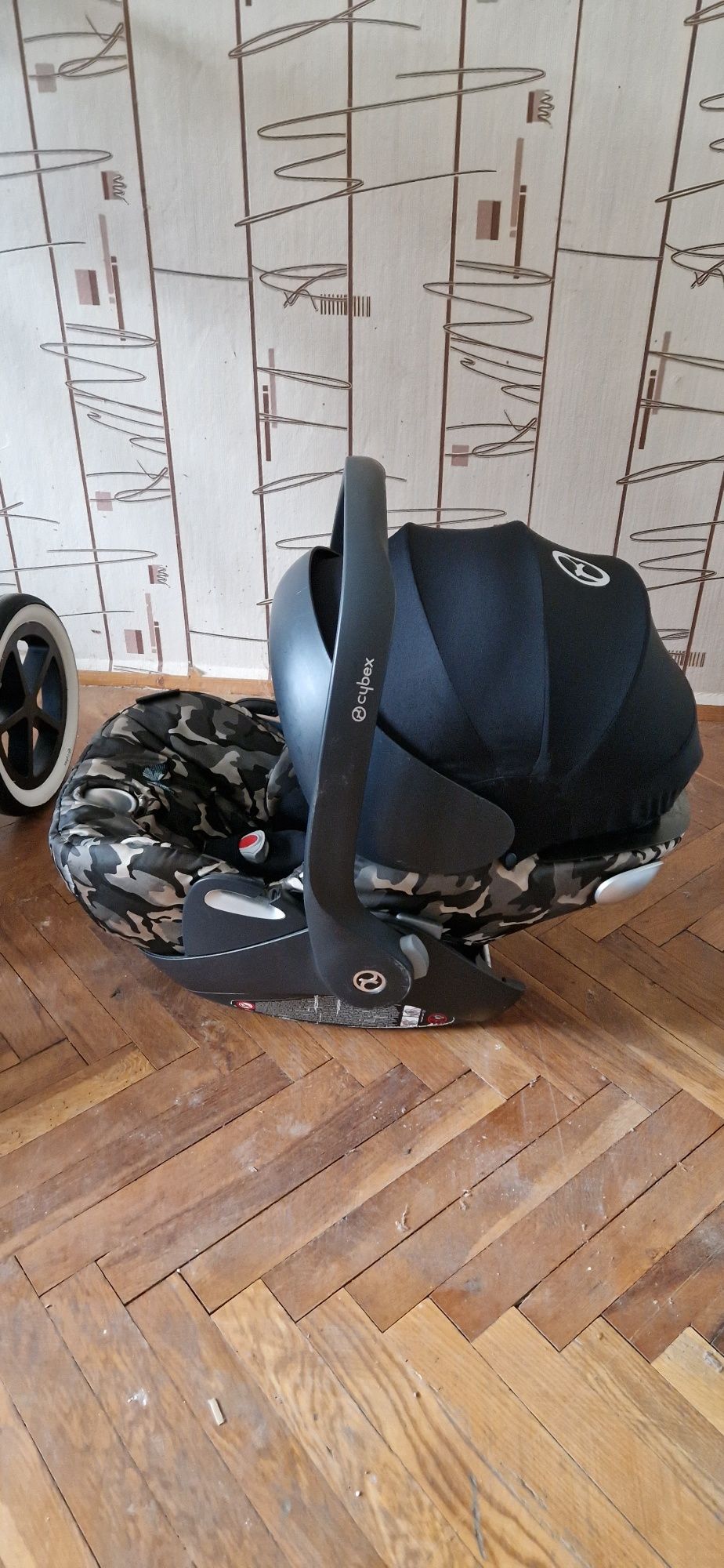 Бебешка количка Cybex Priam Butterfly