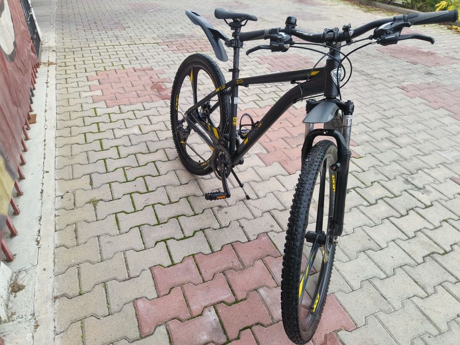 29 CORELLI Zoi MDB black-yellow