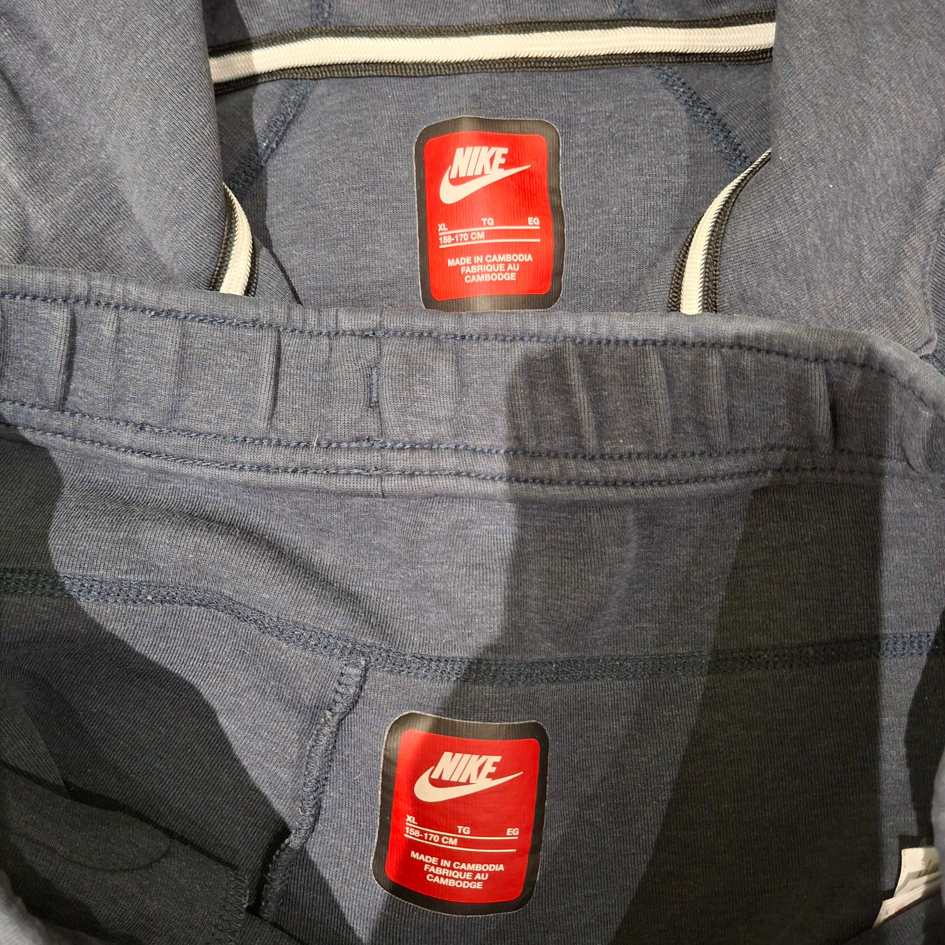 Ангуг Nike 158-170, Under Armour XS