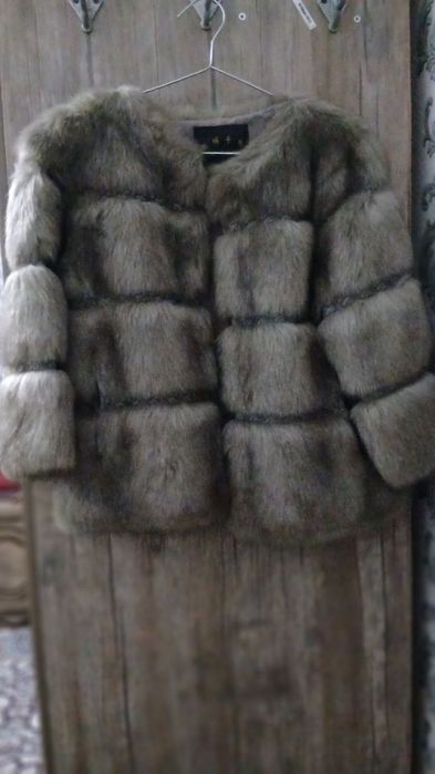 Sotiladi xolati zor toza kiyim kop kiyilmagan. Razmer 52