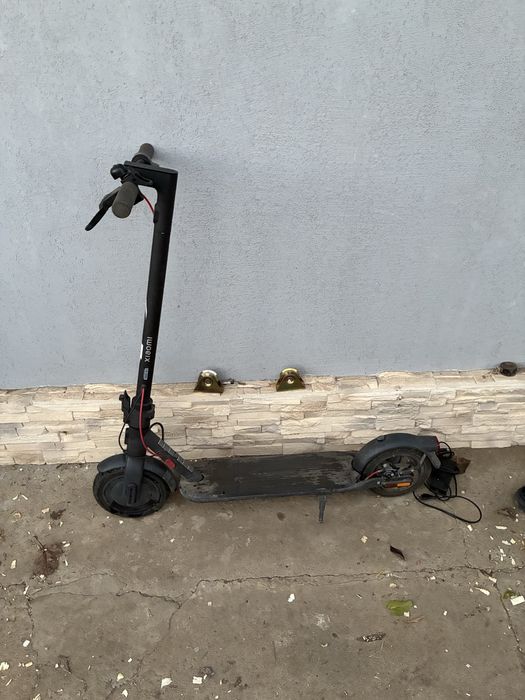 Trotineta Electrica Xiaomi Scooter 4, 10 inch