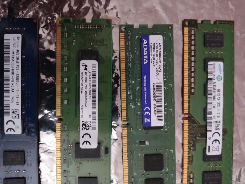 Vând ddr3 rami 4gb pe slot diferite frecvente si mărci