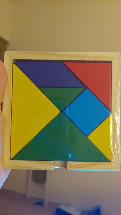 Продавам игра за деца над 4 години