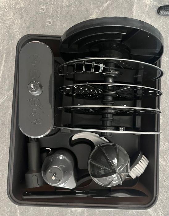 КУХНЕНСКИ РОБОТ PHILIPS HR7778/00 с 13 режима на работа