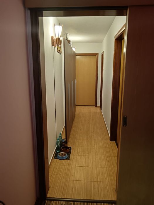 Apartament 3 camere et 1/4 + parcare + loc boxa/centrala/ proprietar.