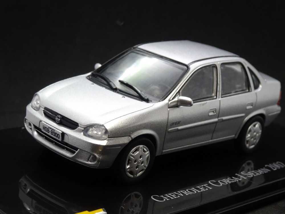 Macheta Chevrolet Corsa 1 sedan 2002 1:43 Altaya