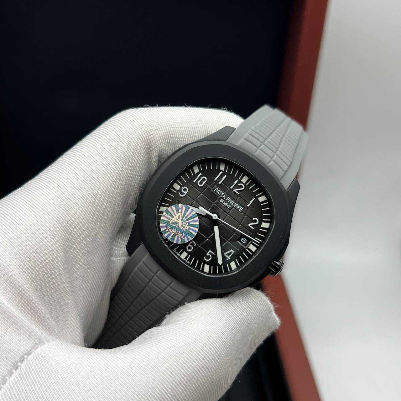 patek philippe aquanaut черен2